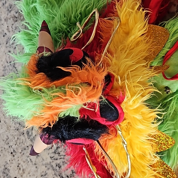 Imperial Dragon Costume - Picture 5 of 10